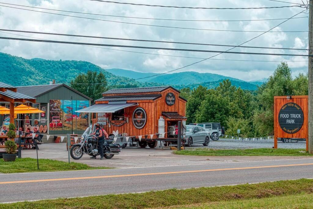 The Moondance Cabin By Lightfoot Stays Vacation Rentals Sevierville Exteriér fotografie