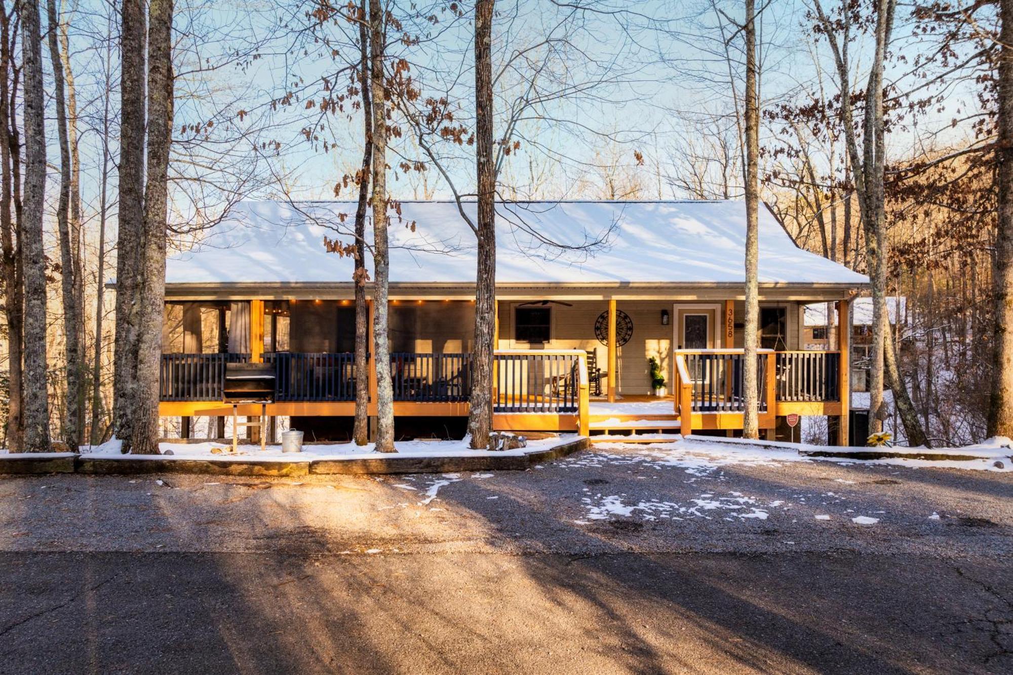 The Moondance Cabin By Lightfoot Stays Vacation Rentals Sevierville Exteriér fotografie
